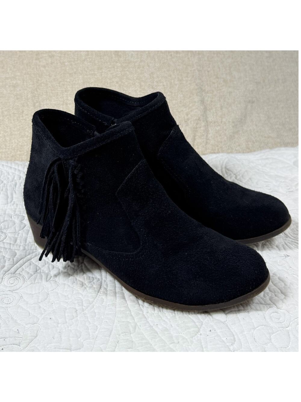 Minnetonka Women's 9 Black Suede Fringe Side Zip Western Ankle Booties Shoes
